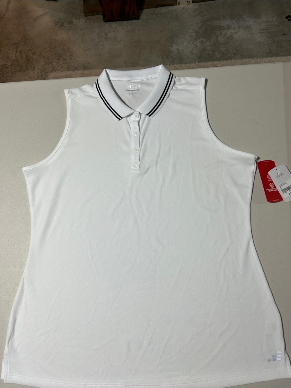 Women’s bcg White Sleeveless Polo Shirt with Contrast Collar great for golfing